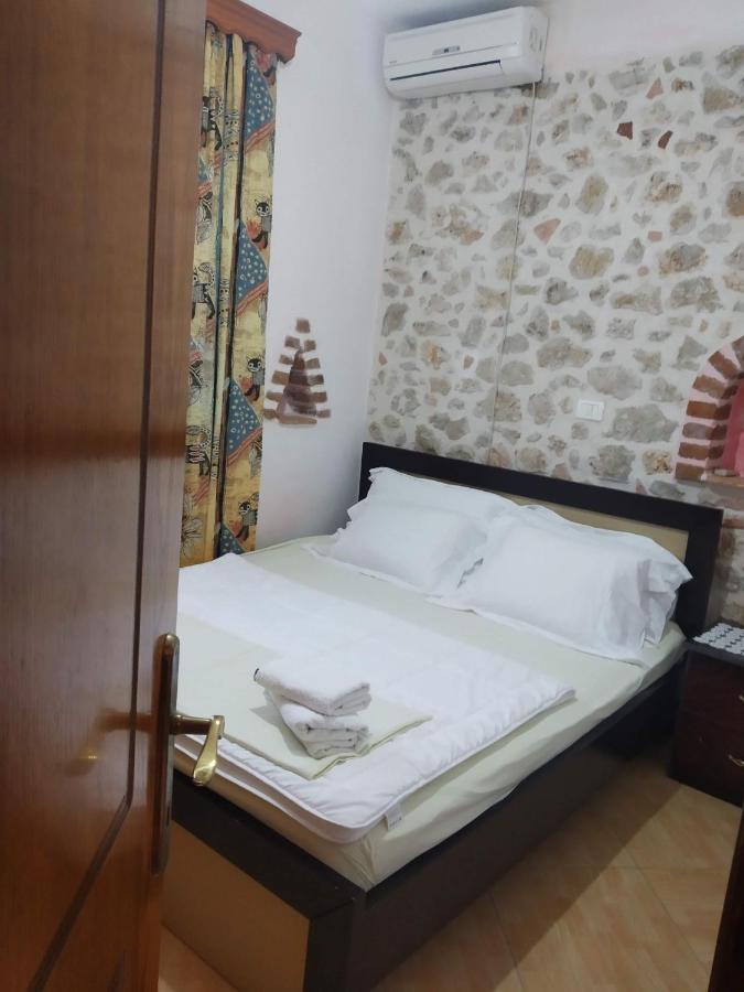Altin Skrapari Guesthouse Ksamil Exterior photo